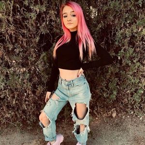 selling this ENTIRE OUTFIT! ALL OF IT!